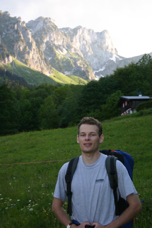hiker_002.jpg